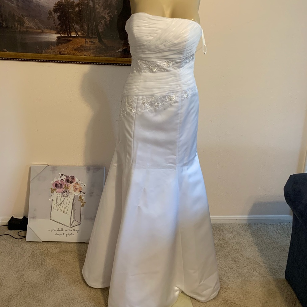 wedding dress